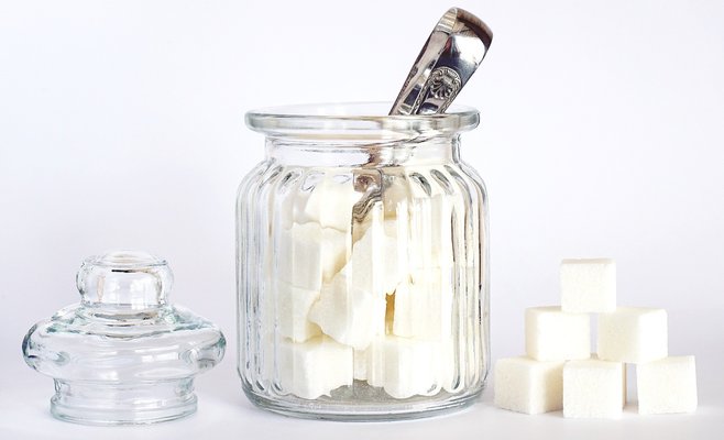 Цена на сахар в Чехии аморальна. Некула требует объяснений от сетевых супермаркетов