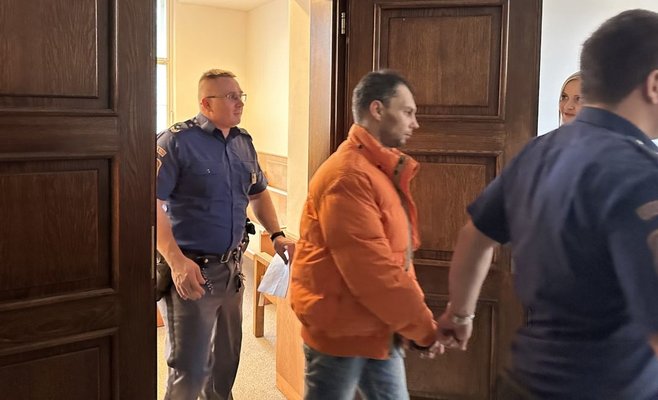 Избили мужчину до смерти и отрезали ему ухо. Суд утвердил 18-летний срок за жестокое убийство в Праге