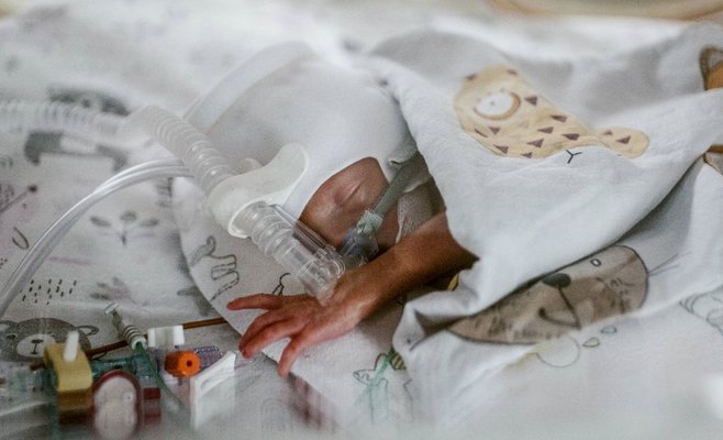 Женщина из Польши родила пятерняшек. Семь братьев и сестер ждут их дома