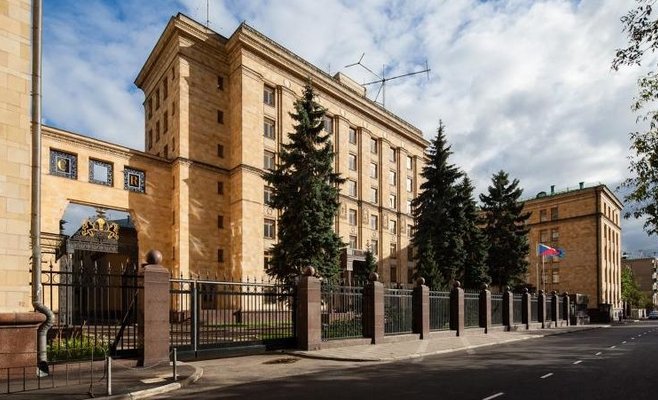 Россия расторгает соглашение о консульстве Чехии в Екатеринбурге