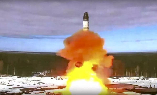 Пока Байден находился в Киеве, Россия испытывала ракету