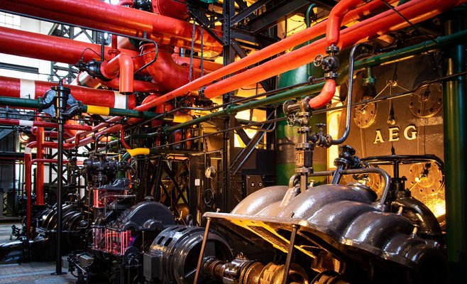 Удешевление электроэнергии, нефти или алюминия. Цены на некоторые виды сырья ниже, чем до войны