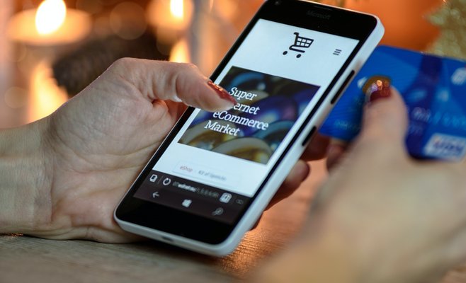 Спад объемов продаж интернет-магазинов в Чехии, устойчивые розничные компании наоборот растут