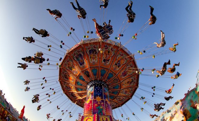 В Праге для посетителей открыт  Луна-парк Matějská pouť 