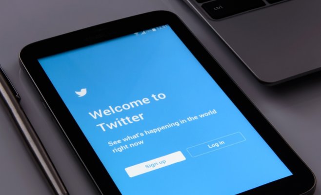 Twitter уволил еще больше сотрудников. Этот шаг должен компенсировать падение доходов