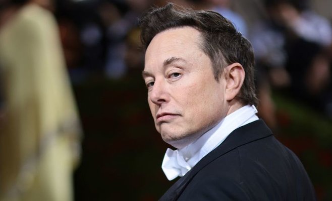 Маск вновь стал самым богатым человеком в мире