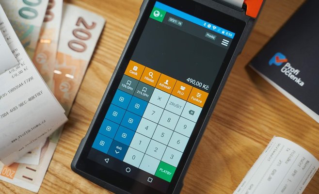 Торговая палата подсчитала, что реальные зарплаты значительно выросли с момента образования Чехии