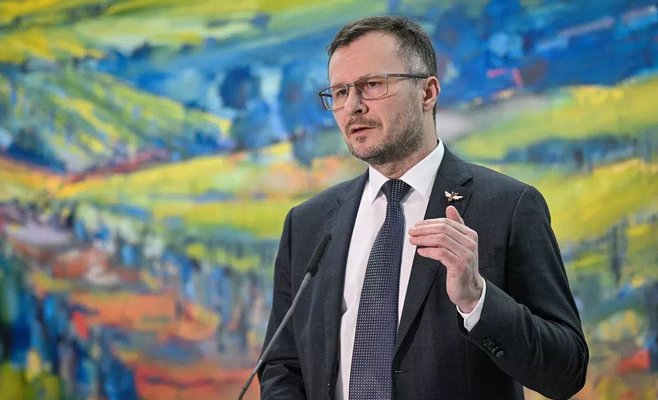 Что-то здесь не так, сказал Некула о ценах на продукты питания