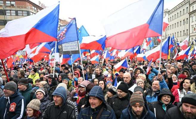 Протест против бедности на Вацлавской площади: ФОТО