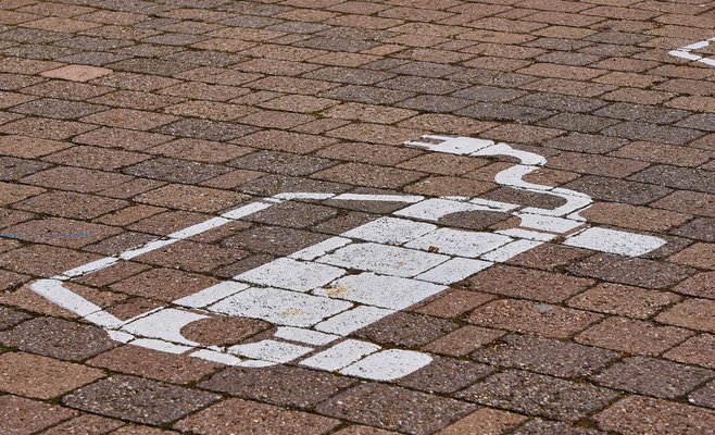 Количество зарядных станций в регионе растет, но электромобилей по-прежнему не хватает