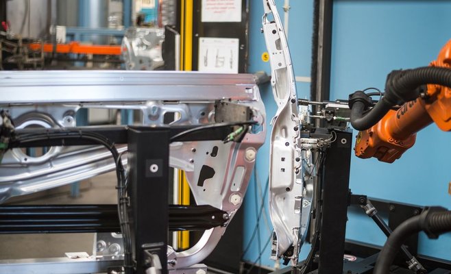 Чешский производитель автозапчастей сокращает рабочую неделю, работы нет