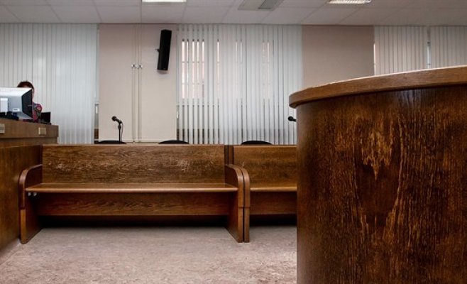 Две женщины предстали перед судом за убийство человека, который хотел умереть