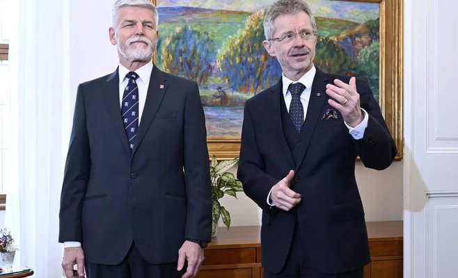 Президент не посещал Сенат на протяжении девяти лет. Земан считал Сенат лишним