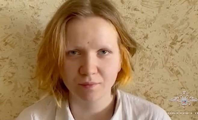 В России задержали подозреваемую в убийстве Татарского. Она призналась, что принесла статуэтку со взрывчаткой