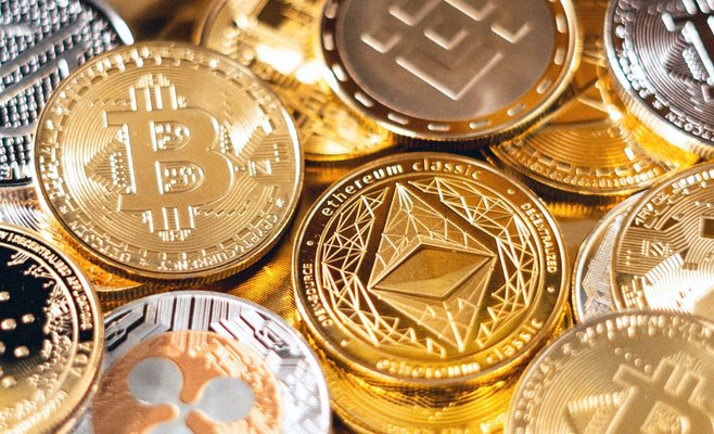 Чешские банки не доверяют криптовалютным компаниям. Они закрывают их счета