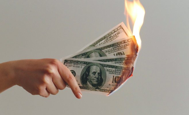 МВФ прогнозирует ухудшение ситуации в мировой экономике. ВВП Чешской Республики снизится на полпроцента