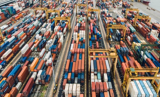 Экспорт из Китая неожиданно вырос в марте. Электромобили занимают большую долю