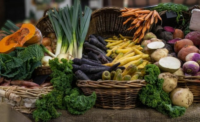 Число покупателей на фермерских рынках сократилось. Рост цен и холодная погода стали причиной падения