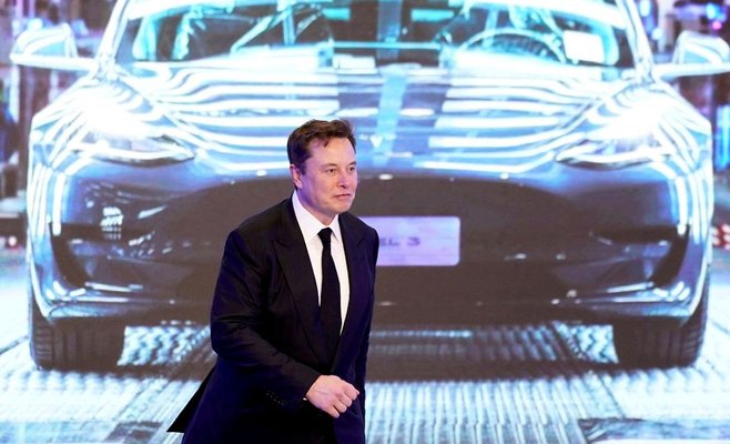 Маск потерял 279 миллиардов крон за день из-за резкого падения акций Tesla