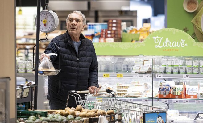 Уверенность в чешской экономике снова выросла в апреле, но в годовом исчислении остается ниже