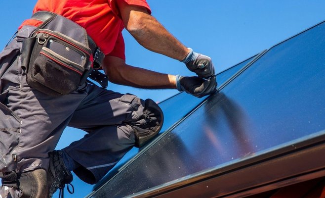 Полиция уже проводит расследование по факту установки солнечных батарей стоимостью в сотни миллионов