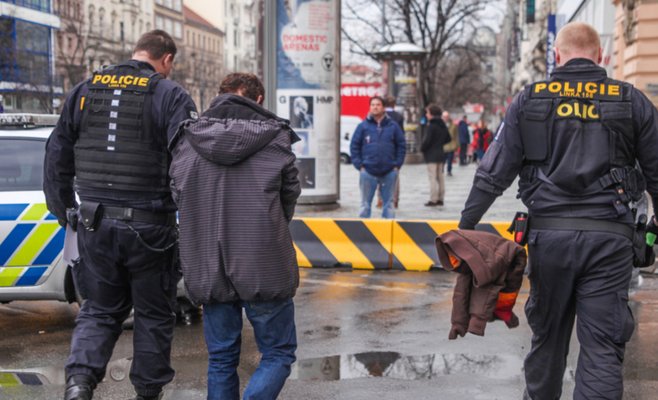 В Чехии стало больше преступлений. Увеличилось количество убийств и преступлений имущественного характера