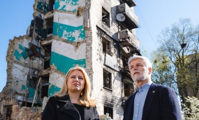 Президент Павел прибыл в Украину, посетил Бучу: ВИДЕО