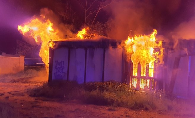 Восемь человек погибли в результате ночного пожара в Брно