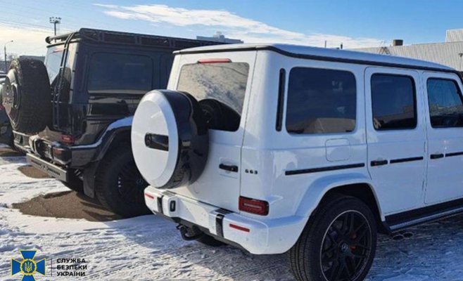 СБУ разоблачила бизнесмена со Львова, который поставлял в РФ элитные автомобили