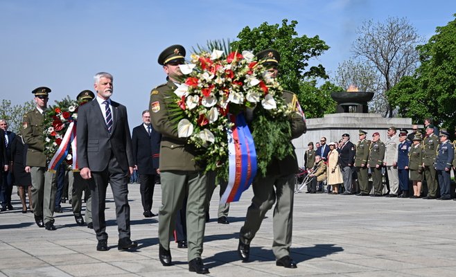 Представители государства, церкви, ветераны и общественность почтили память окончания Второй мировой войны