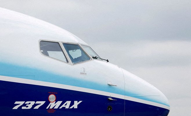 Авиакомпания Ryanair заказала 150 самолетов Boeing 737 MAX и получила право на приобретение еще 150 самолетов