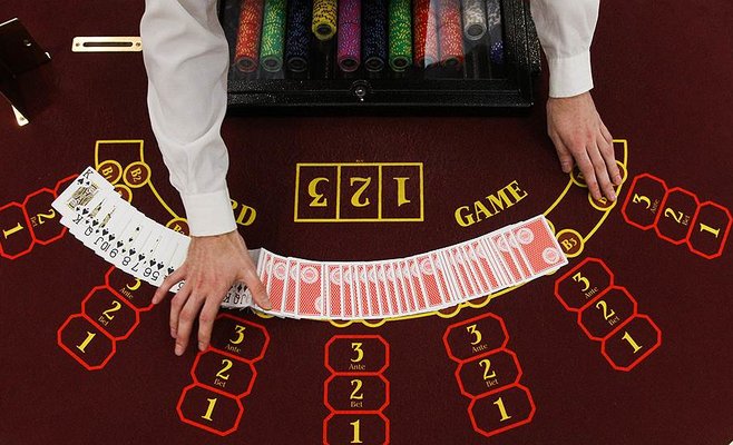 Запретить азартные игры для людей, попавших под взыскание, предлагает Министерство финансов