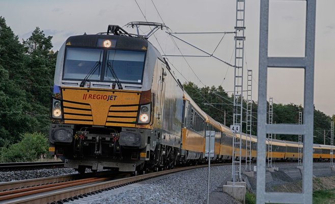 Стейк в хлебе. RegioJet предлагает специальное меню на рейсах в Хорватию