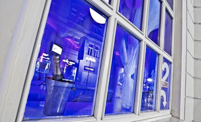 Bed Lounge Restaurant & Bar