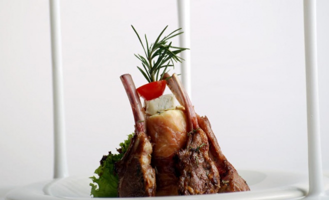 Bed Lounge Restaurant & Bar