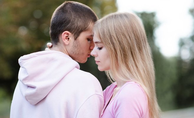 Ученики одной из школ в Клатовском районе занимались сексом на перемене. Полиция проводит расследование