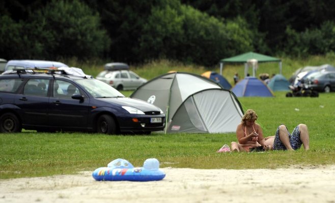 Чехи считают отдых в Чехии и Венгрии самым дорогим