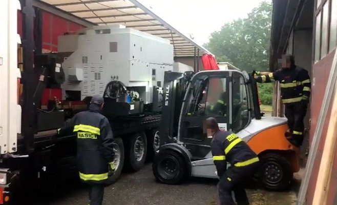 Машины были указаны как новые. Обманным путем были получены субсидии ЕС на сумму 90 миллионов