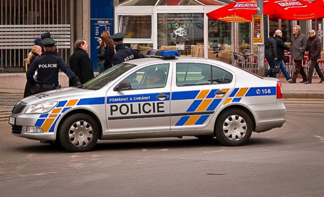 В городе Рокицаны 15-летняя девочка была найдена с огнестрельным ранением в голову