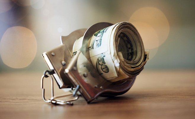 Афера на миллиард. Компания должна была запустить гигантский самолет вместо инвестиций в криптовалюты