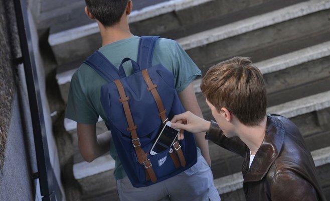 Ситуация вызывает тревогу. Каждые шесть минут в Лондоне крадут один мобильный телефон