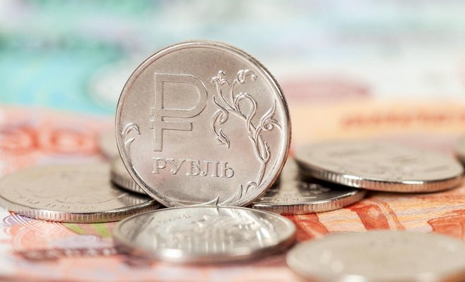 Свободное падение рубля продолжается. Доллар США преодолел психологический порог