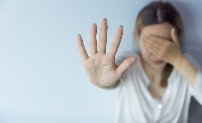 13-летняя американская девочка, подвергшаяся изнасилованию, была вынуждена родить ребенка. Штат запретил ей делать аборт