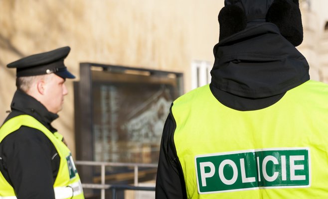 Погибший мужчина на рабочем месте в Витковицах. Полиция расследует, как он оказался зажатым в станке