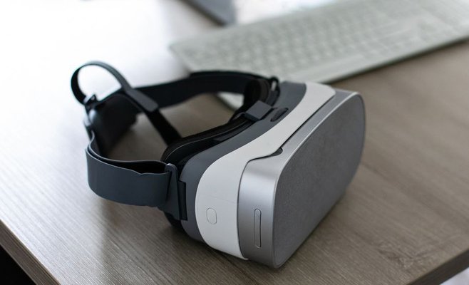 Одиннадцатилетний американец обвиняется в убийстве своей матери. Она не хотела покупать ему очки виртуальной реальности