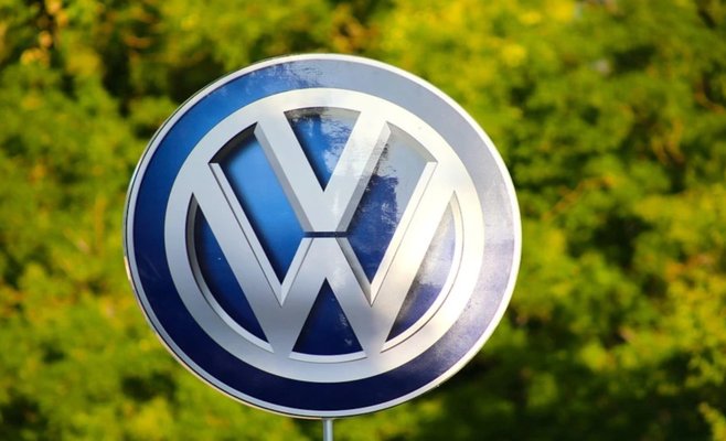 Основные заводы Volkswagen в Германии остановились. Автопроизводитель сообщает о сбое в работе ИТ-сети