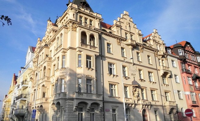 Цена на старые квартиры в Чехии снизилась примерно на 3 000 чешских крон за квадратный метр