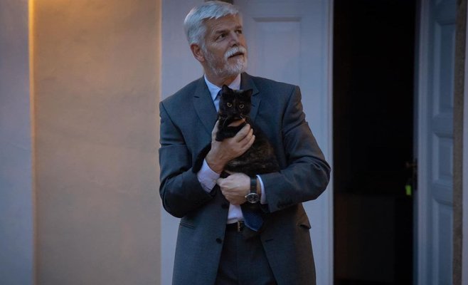 Президент Павел переехал