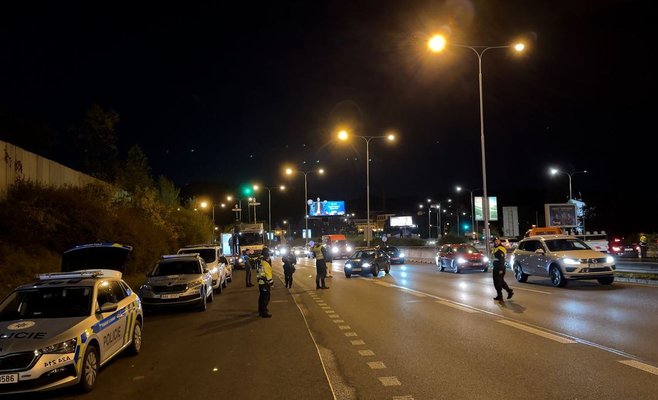 Полицейские выписали штрафы на сумму более 100 тыс. крон в ходе дорожной операции в Праге