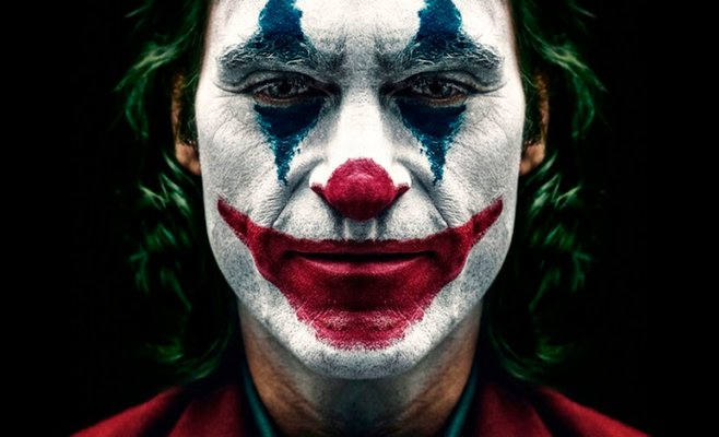 Он разместил в Facebook фотографию убийцы Джокера. Позже он задушил своего друга в Карловых Варах